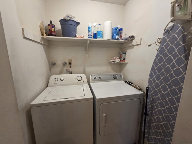 16 Seymour Rd Unit 2C, East Granby, CT 06026 - laundry area featuring washer and dryer