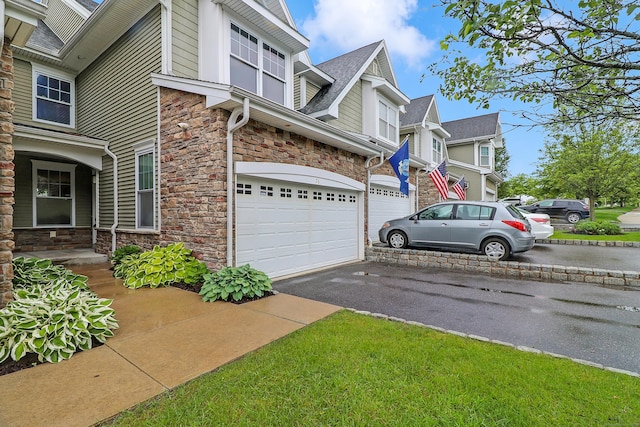 76 Lawrence Ave Unit 76, Danbury, CT 06810 - photo 1