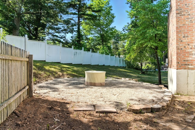 15 Beech St, North Branford, CT 06471 - view of fenced yard