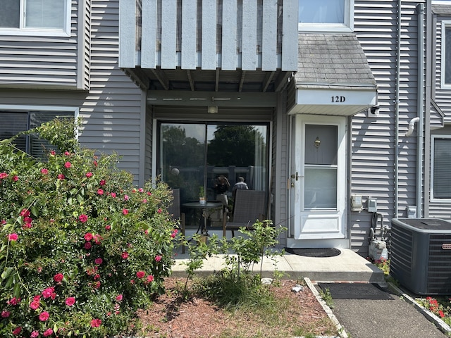 12 Cedar Ct Unit D, East Haven, CT 06513 - doorway to property