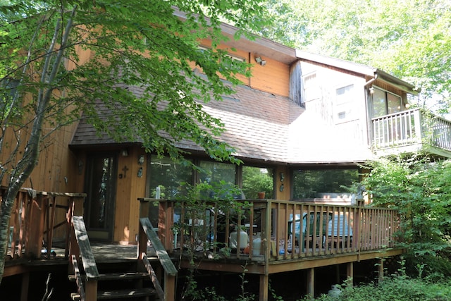 110R Bloomingdale Rd, Waterford, CT 06375 - back of property with a deck