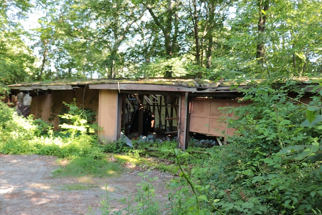 110R Bloomingdale Rd, Waterford, CT 06375 - view of outdoor structure