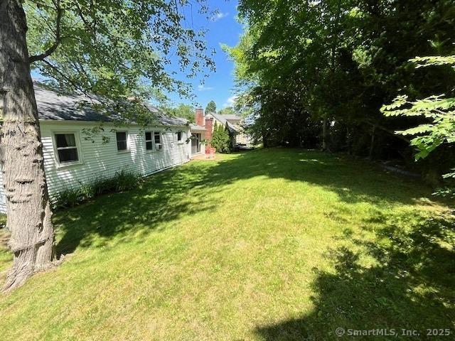 49 Geneva Ave, West Hartford, CT 06107 - view of grassy yard