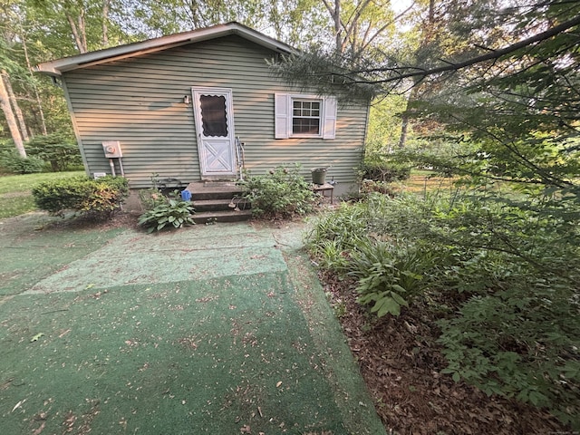 6 Orleans Ave, Killingly, CT 06239 - back of house
