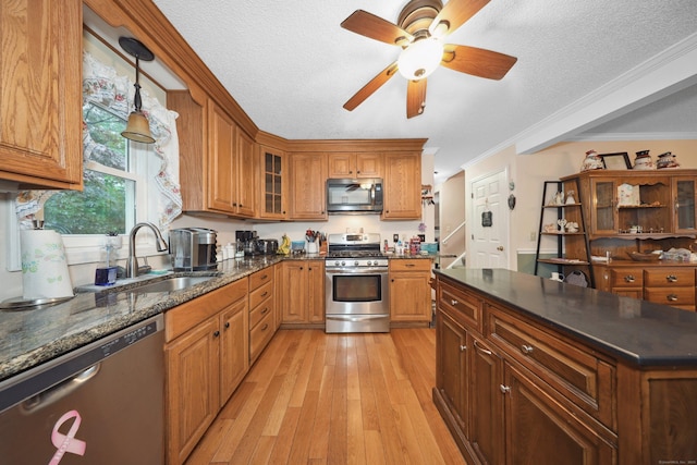 18 Deercrest Dr, Torrington, CT 06790