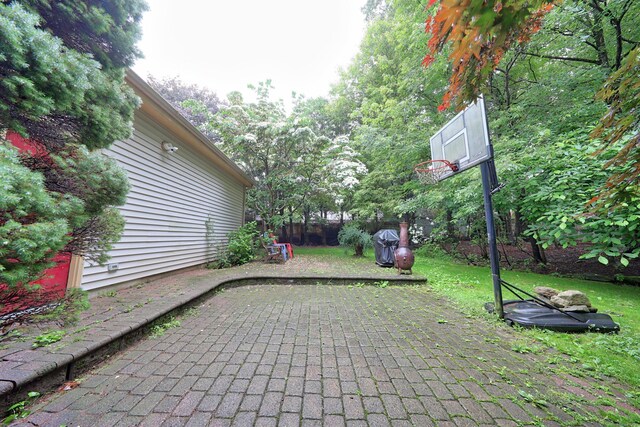 18 Deercrest Dr, Torrington, CT 06790