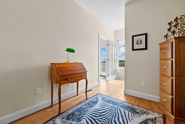 115 Webster Ln Unit 115, Middletown, CT 06457 - sitting room with light wood-type flooring