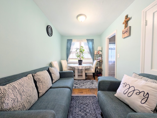 901 William St Apt B, Bridgeport, CT 06608 - view of living room