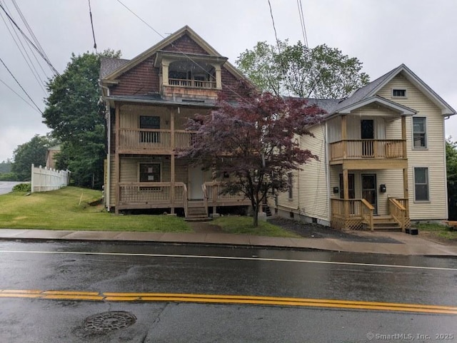 484 W St, Bristol, CT 06010 - view of front of house featuring a balcony