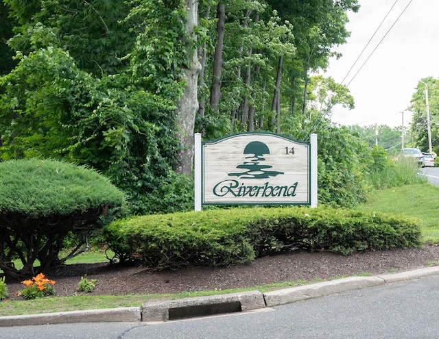14 Newtown Rd Unit B9, Danbury, CT 06810 - view of community / neighborhood sign