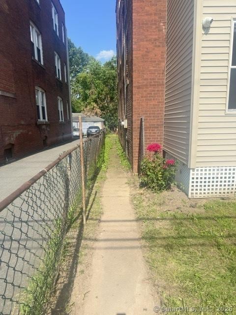 26 Groton St, Hartford, CT 06183 - photo 10