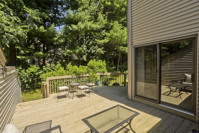 94 The Laurels Unit 94, Enfield, CT 06082 - view of wooden deck