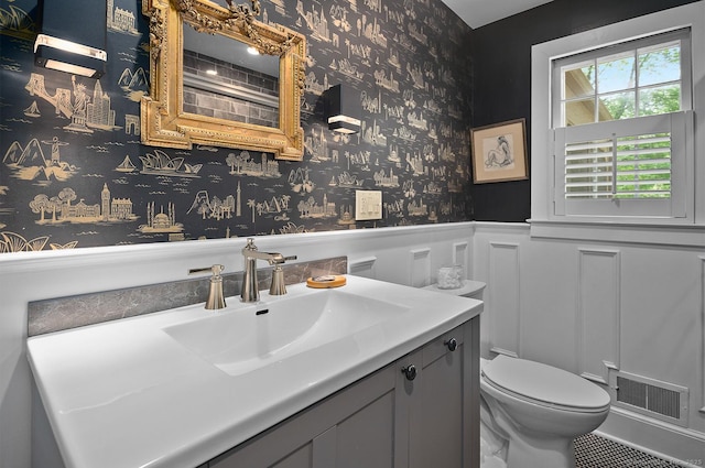 50 Pond Rd, Easton, CT 06612 - bathroom with a wainscoted wall, wallpapered walls, and vanity