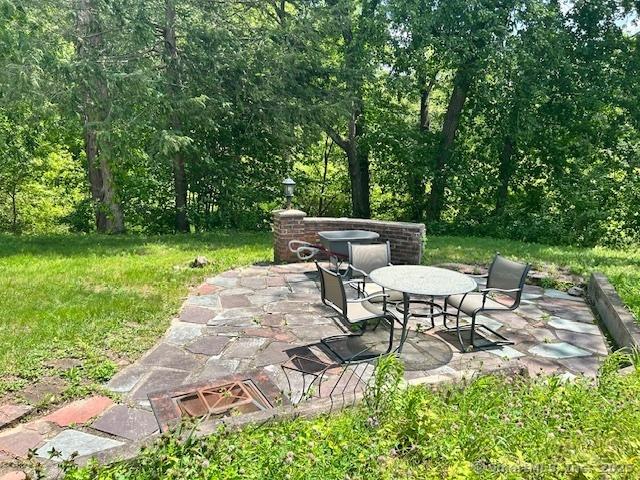 70 Tunxis Ave, Bloomfield, CT 06002 - view of patio / terrace