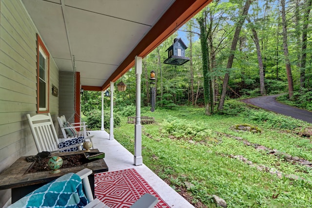 79 Ledgewood Dr, North Branford, CT 06471 - view of porch