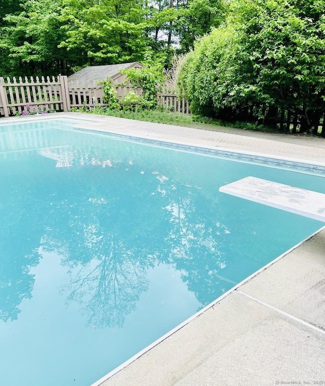 3951 S St, Coventry, CT 06238 - view of pool with a diving board