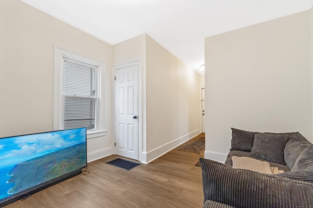 190 Whitney Ave, Bridgeport, CT 06606 - sitting room featuring wood finished floors and baseboards