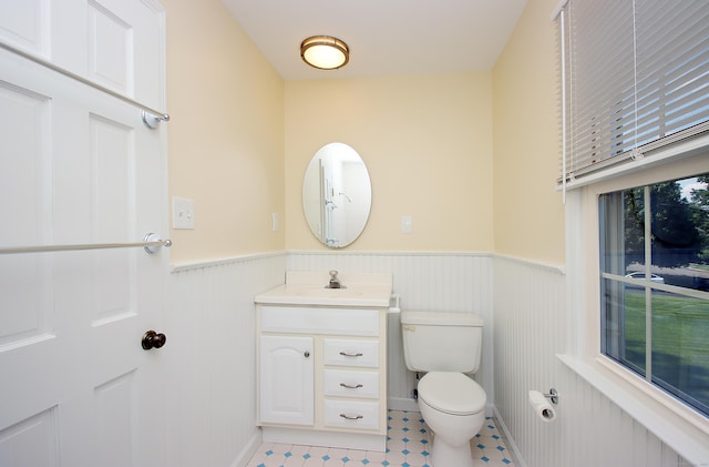 37 Lamplighter Ln, Fairfield, CT 06825 - bathroom featuring wainscoting and vanity