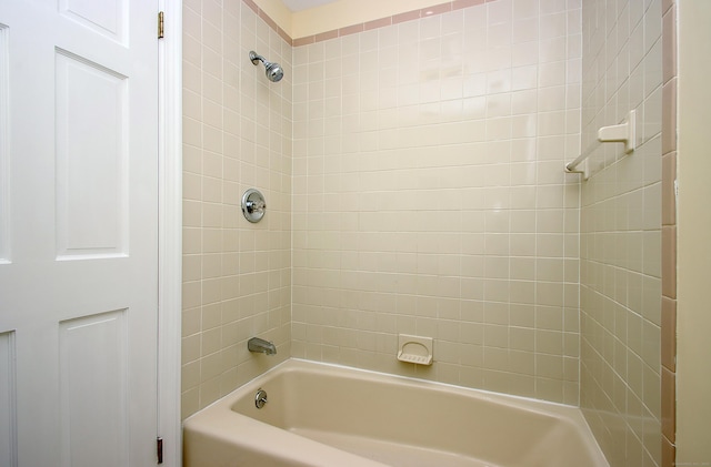 37 Lamplighter Ln, Fairfield, CT 06825 - full bathroom with shower / bath combination