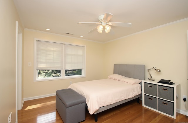 37 Lamplighter Ln, Fairfield, CT 06825 - bedroom with wood finished floors, crown molding, ceiling fan, and recessed lighting