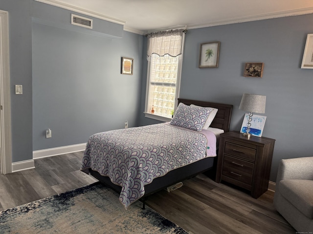 3250 Fairfield Ave Apt 100, Bridgeport, CT 06605 - bedroom featuring crown molding and wood finished floors