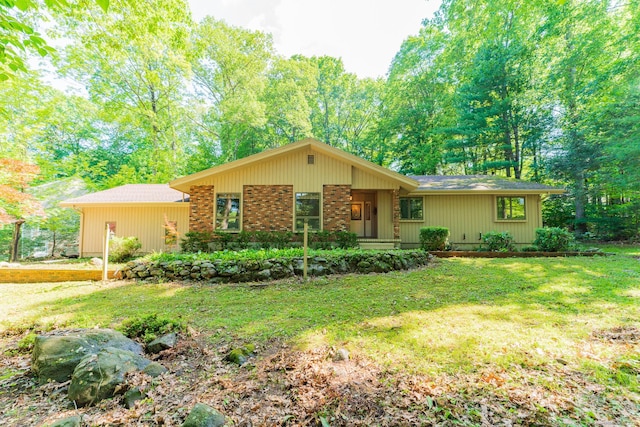 54 Timber Ln, Avon, CT 06001 - view of front of house featuring a front lawn