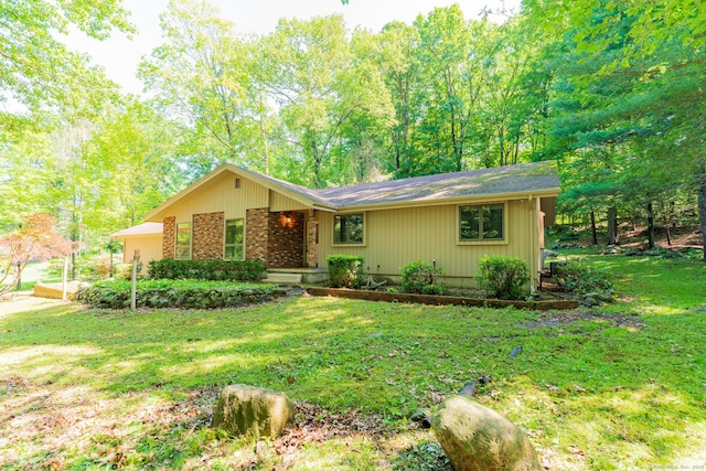 54 Timber Ln, Avon, CT 06001 - single story home with a front yard