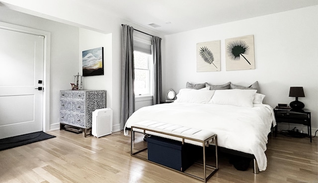 27 Mary Ln, Greenwich, CT 06878 - bedroom featuring light wood-style floors and baseboards