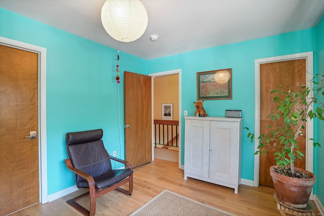 123 Old Belden Hill Rd Apt 24, Norwalk, CT 06850 - sitting room with wood finished floors and baseboards
