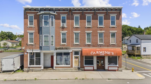 473 E Main St, Waterbury, CT 06702 - view of property