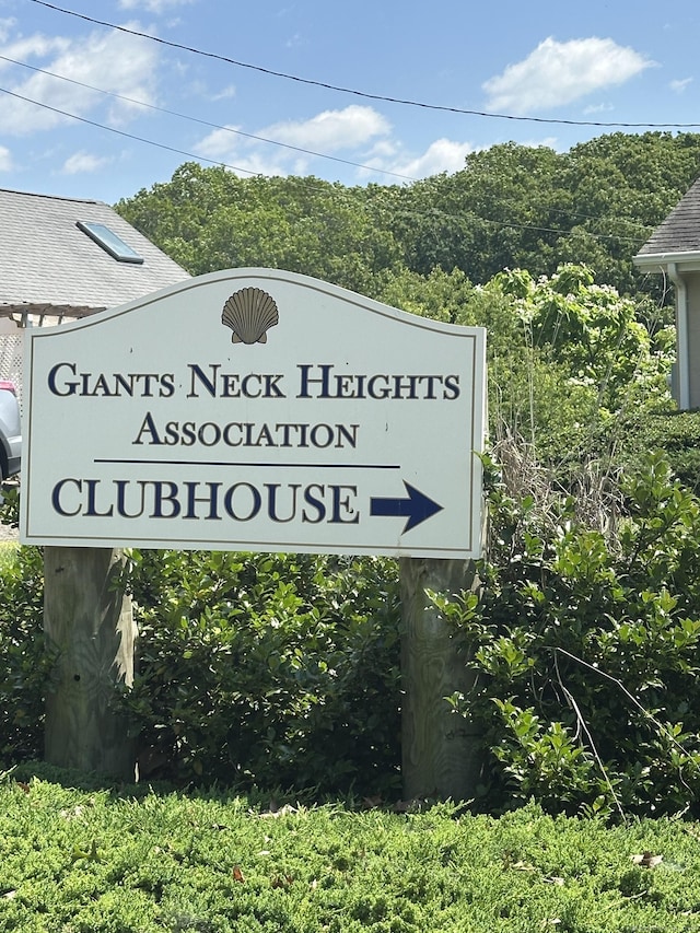 27 Laurelwood Dr, East Lyme, CT 06357 - view of community / neighborhood sign