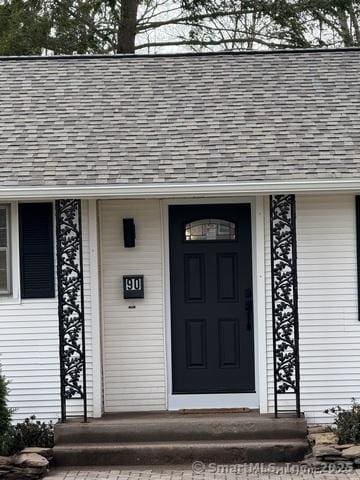 90 Diane Dr, South Windsor, CT 06074 - property entrance featuring roof with shingles
