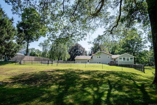 7 Derenthal Dr, Madison, CT 06443 - view of yard