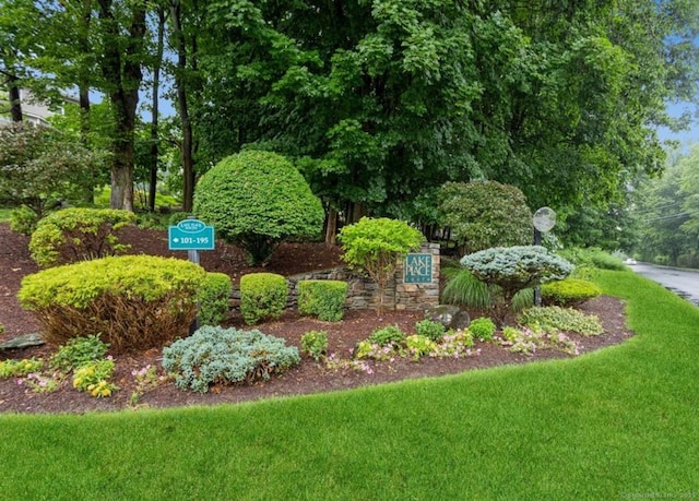 12 Boulevard Dr Unit 27-157, Danbury, CT 06810 - community / neighborhood sign featuring a lawn