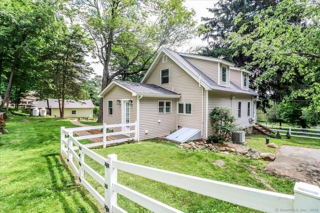 857 Marion Rd, Cheshire, CT 06410 - bungalow featuring a shingled roof