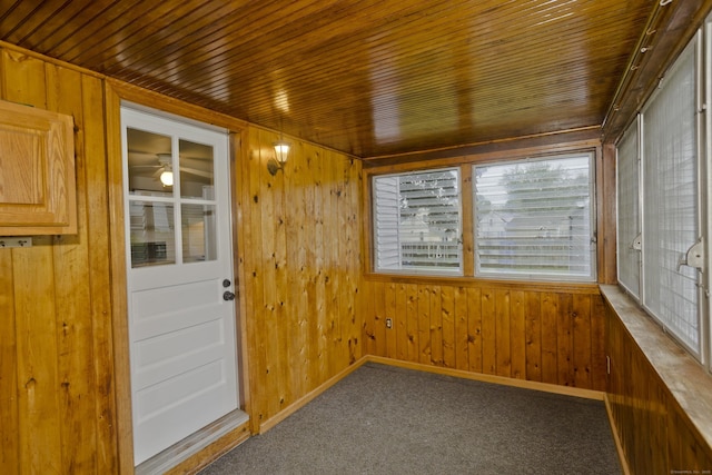 33 Old King St, Enfield, CT 06082 - view of unfurnished sunroom
