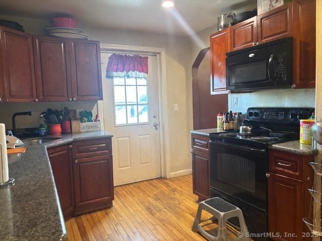 30 Lenox Ave, Stamford, CT 06906 - photo 12