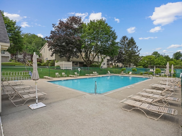 11 Boulevard Dr Unit 10-44, Danbury, CT 06810 - community pool featuring a patio