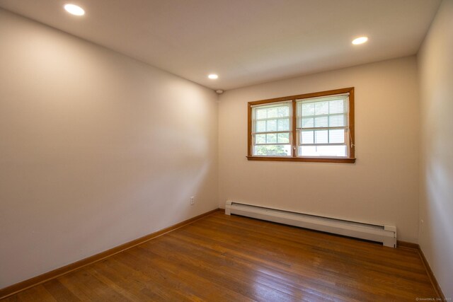 107 Travis Dr, Bridgeport, CT 06606 - photo 6