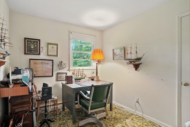 41 White Birch Dr, Trumbull, CT 06611 - office area with baseboards