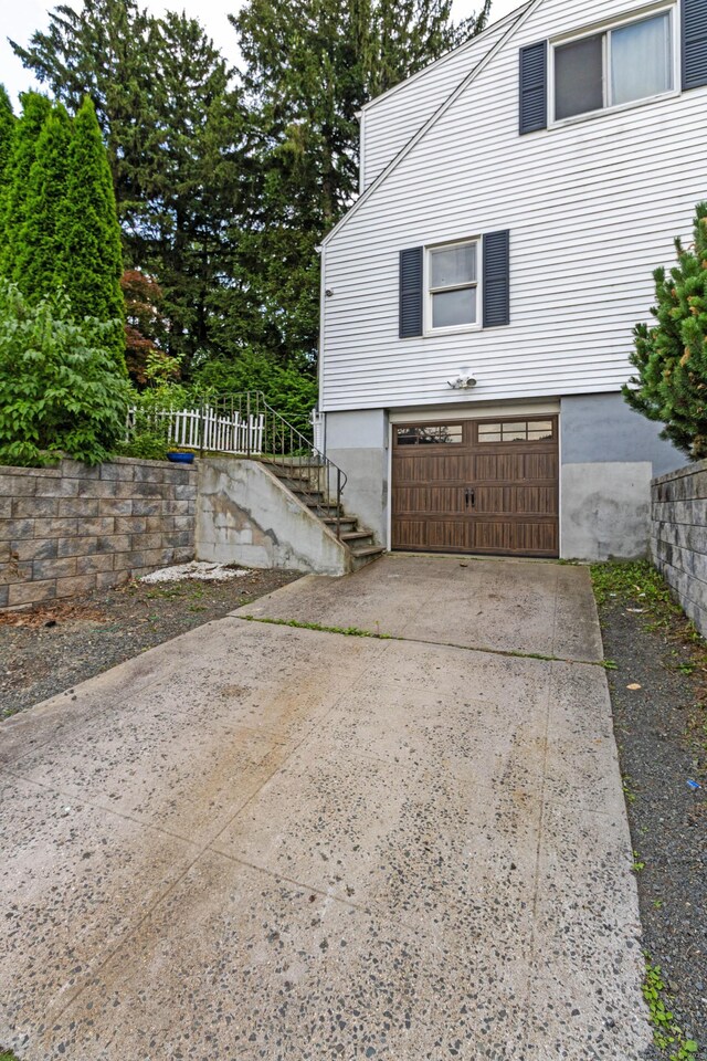 390 Eddy Glover Blvd, New Britain, CT 06053 - photo 5