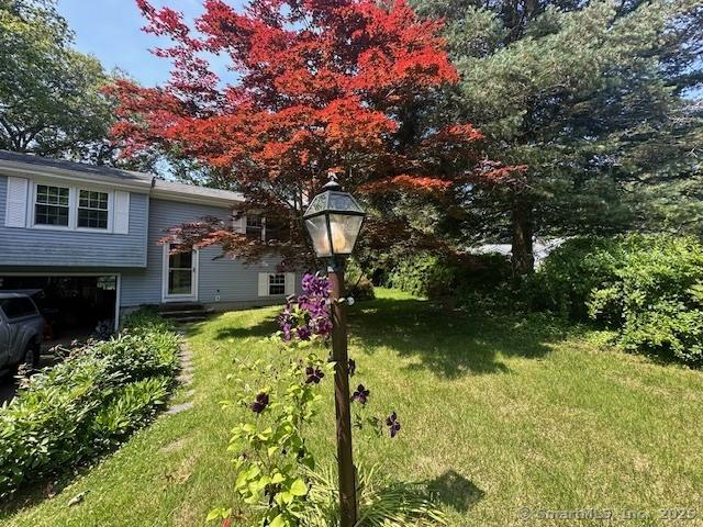 15 Bargate Rd, Clinton, CT 06413 - view of green lawn