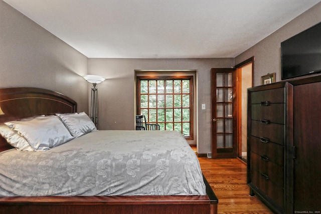 55 Gate Way, Hamden, CT 06518 - bedroom with wood finished floors