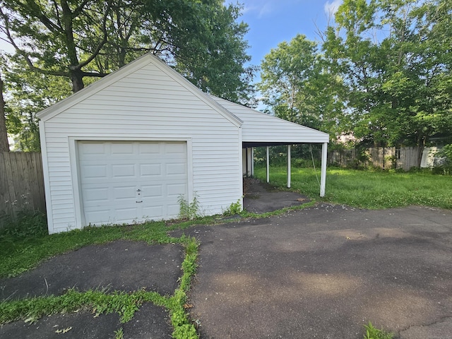 120 Nilan St, Hartford, CT 06106 - garage with a detached garage