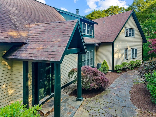 95 Cedar Swamp Rd, Chester, CT 06412 - rear view of property featuring roof with shingles