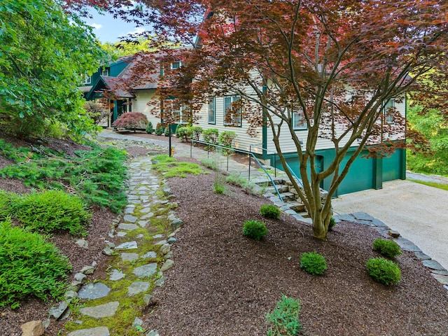 95 Cedar Swamp Rd, Chester, CT 06412 - view of yard