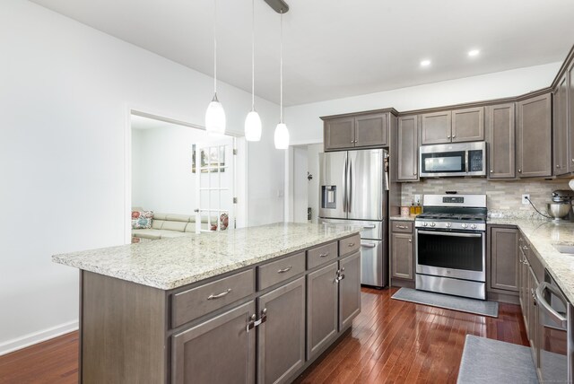17 Farmington Dr, North Branford, CT 06472 - photo 15
