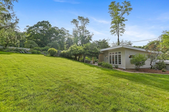 7 Calvin Rd, Wilton, CT 06897 - view of grassy yard
