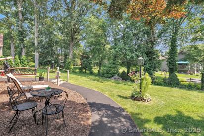 92 Seminole Ln Unit B, Stratford, CT 06614 - view of home's community featuring a yard