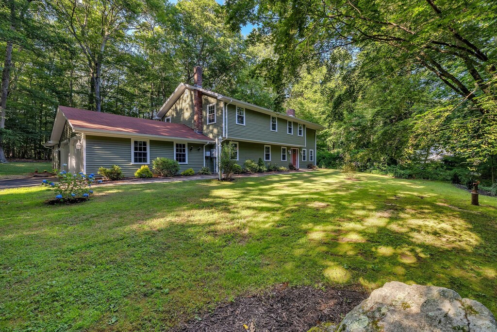 185 Meadow Hills Dr, Guilford, CT 06437 - photo 1
